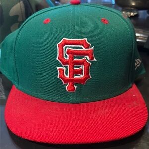 New Era San Francisco Giants Fitted Size 8 Green and Red Cap
